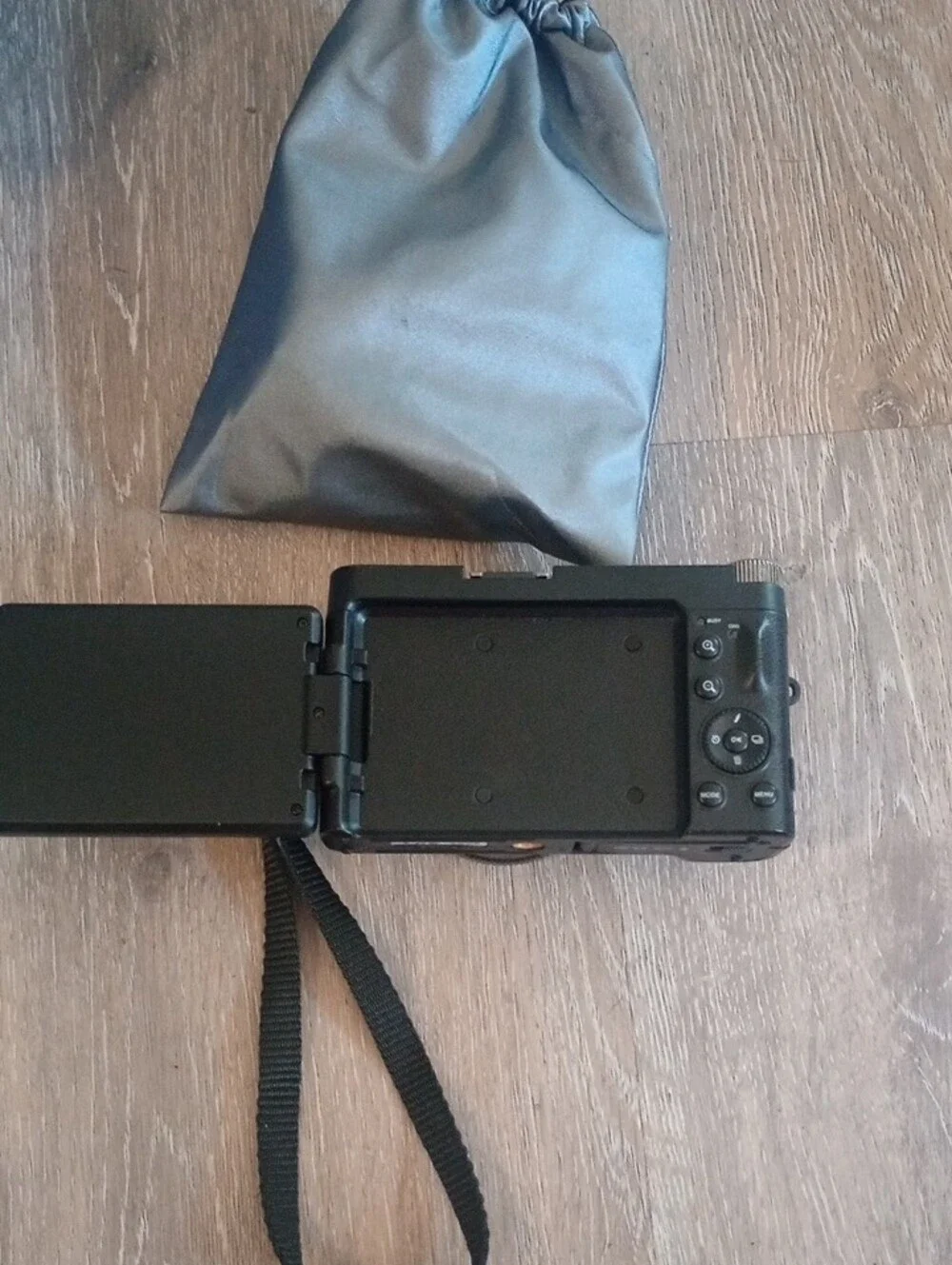 Compact 4K Digital Camera in Black with Carry Pouch
